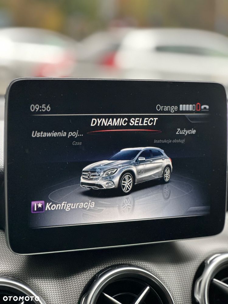 Mercedes-Benz GLA 250 7G-DCT Style - 26