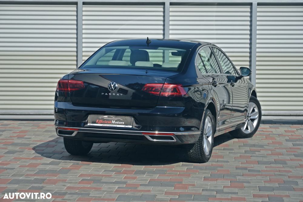 Volkswagen Passat 2.0 TDI DSG Highline - 4
