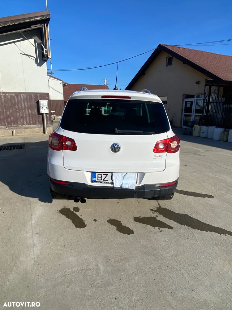 Volkswagen Tiguan - 7