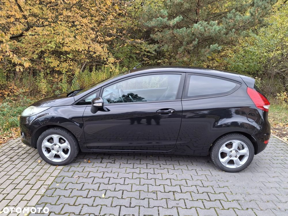 Ford Fiesta 1.25 Titanium EU5 - 10