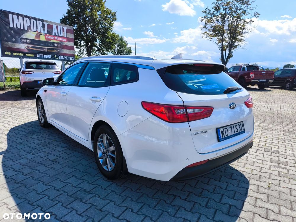 Kia Optima 2.0 M - 3