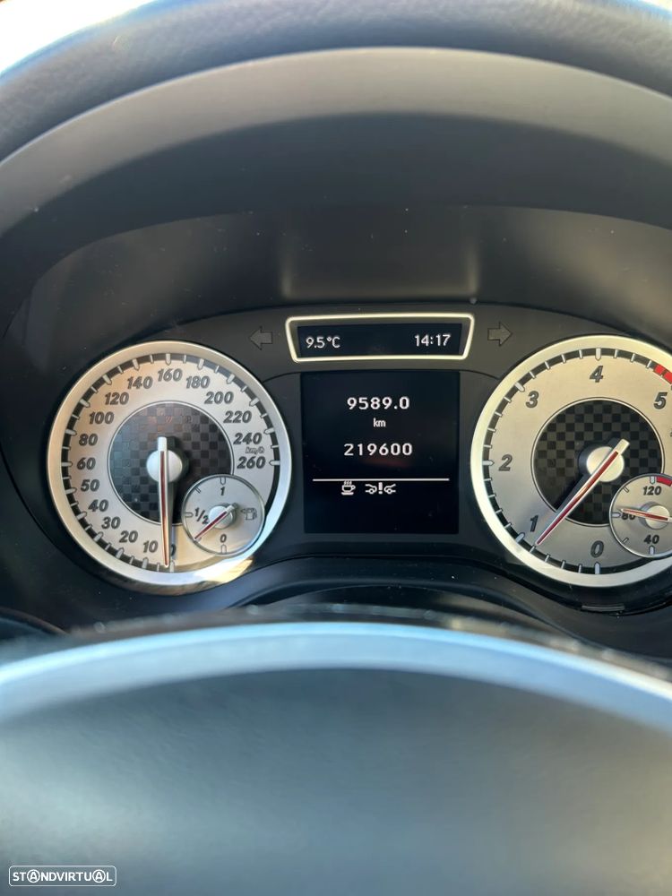 Mercedes-Benz A 180 CDI AMG Line - 11