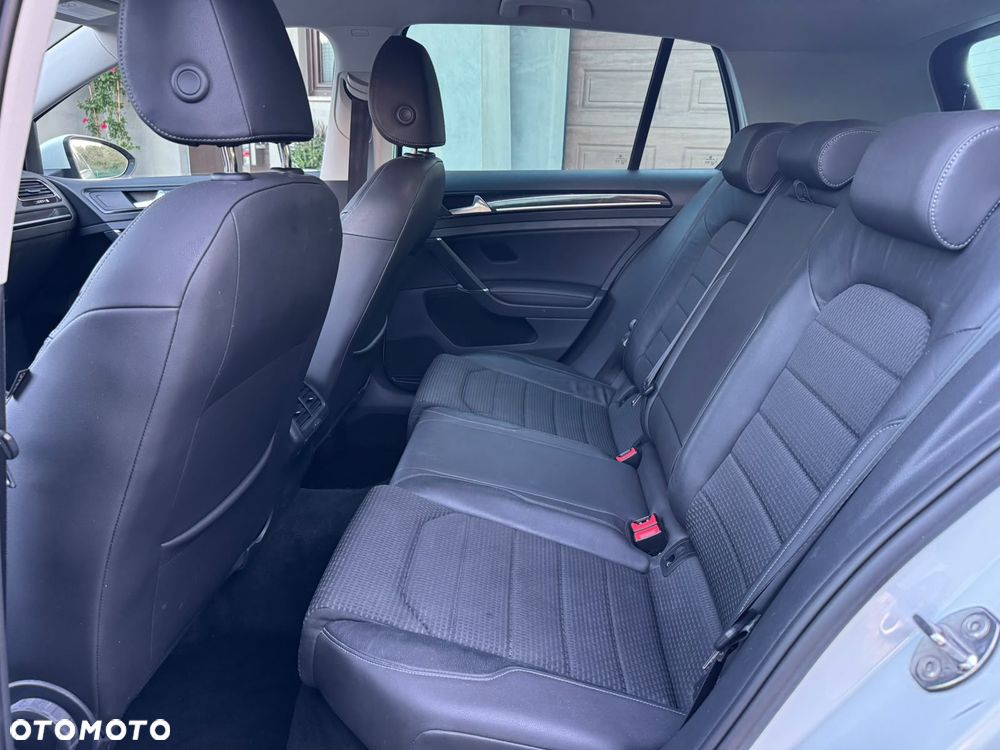 Volkswagen Golf 1.6 TDI BlueMot Comfortline - 15