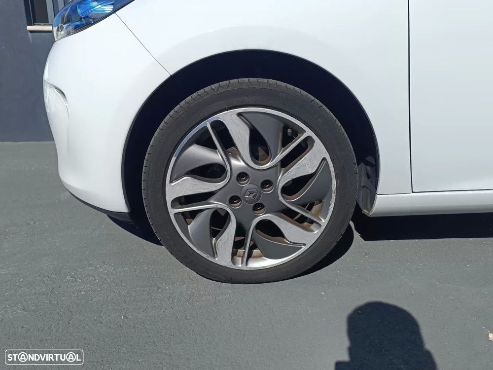 Renault Zoe (s/ Bateria) 41 kwh Life - 9