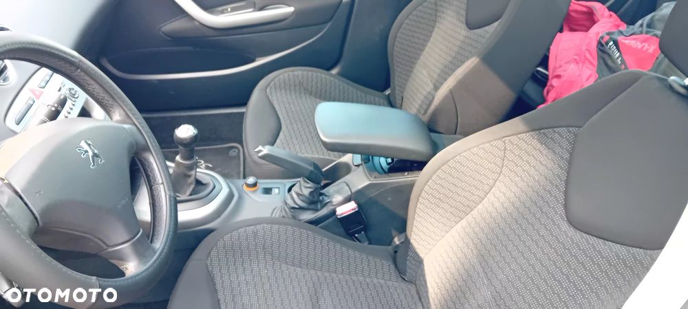 Peugeot 308 1.6 Trendy - 18