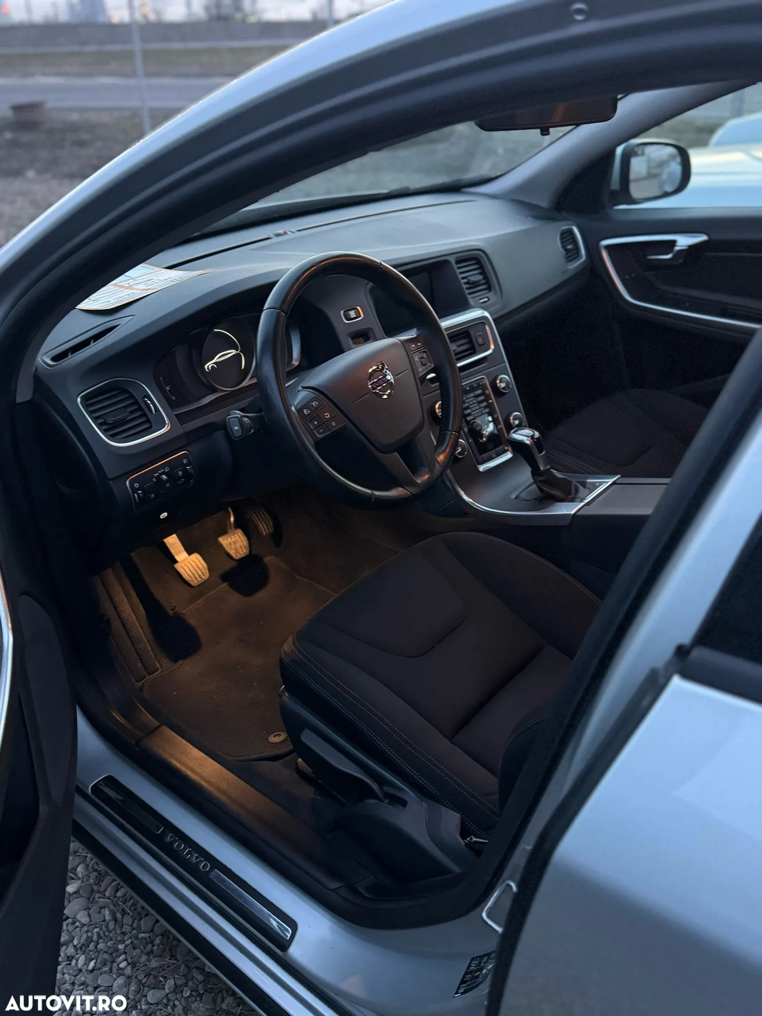 Volvo V60 D2 Kinetic - 5