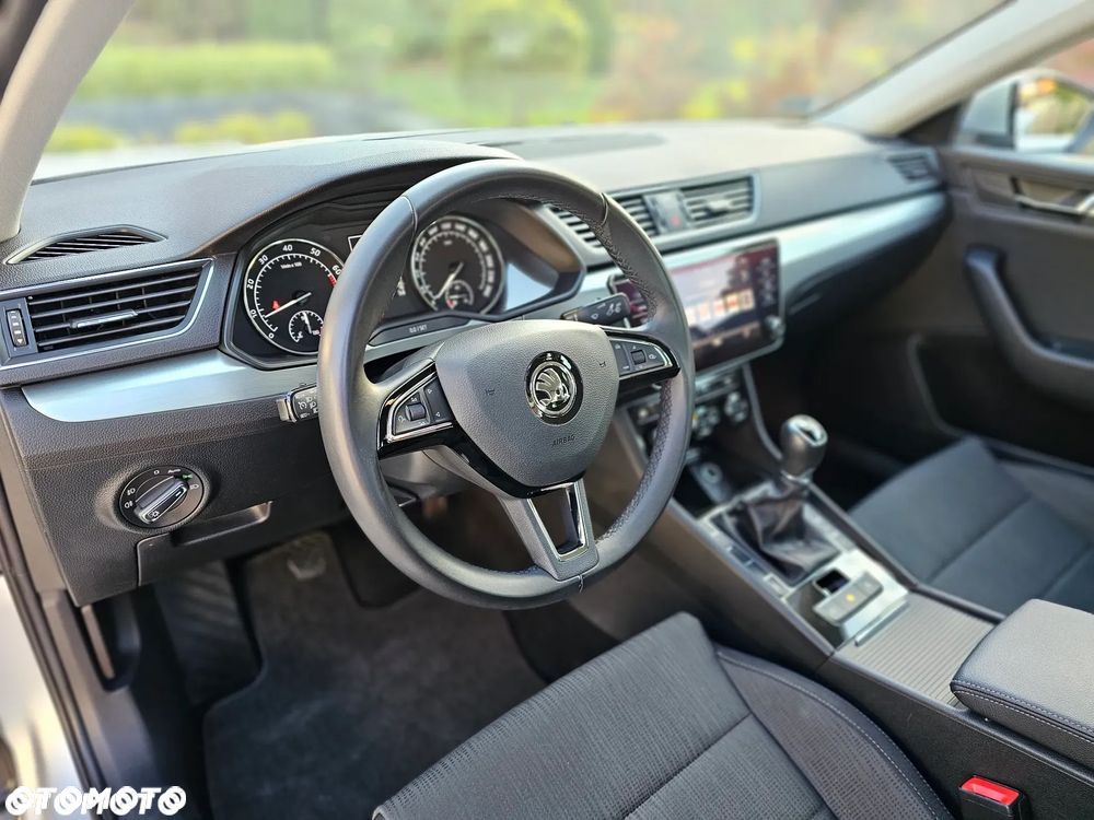 Skoda Superb 1.5 TSI Ambition - 38