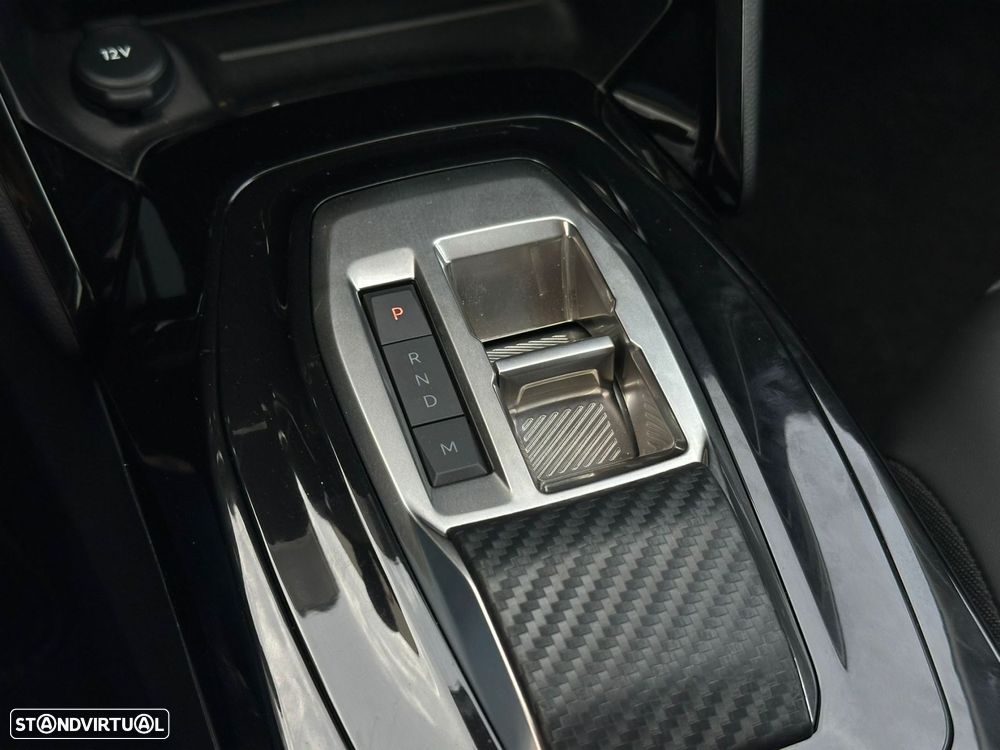 Peugeot 208 1.2 Hybrid Allure e-DCS6 - 23