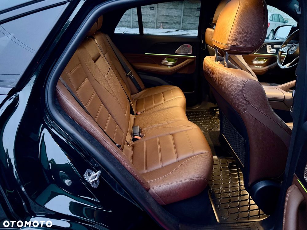 Mercedes-Benz GLE - 24