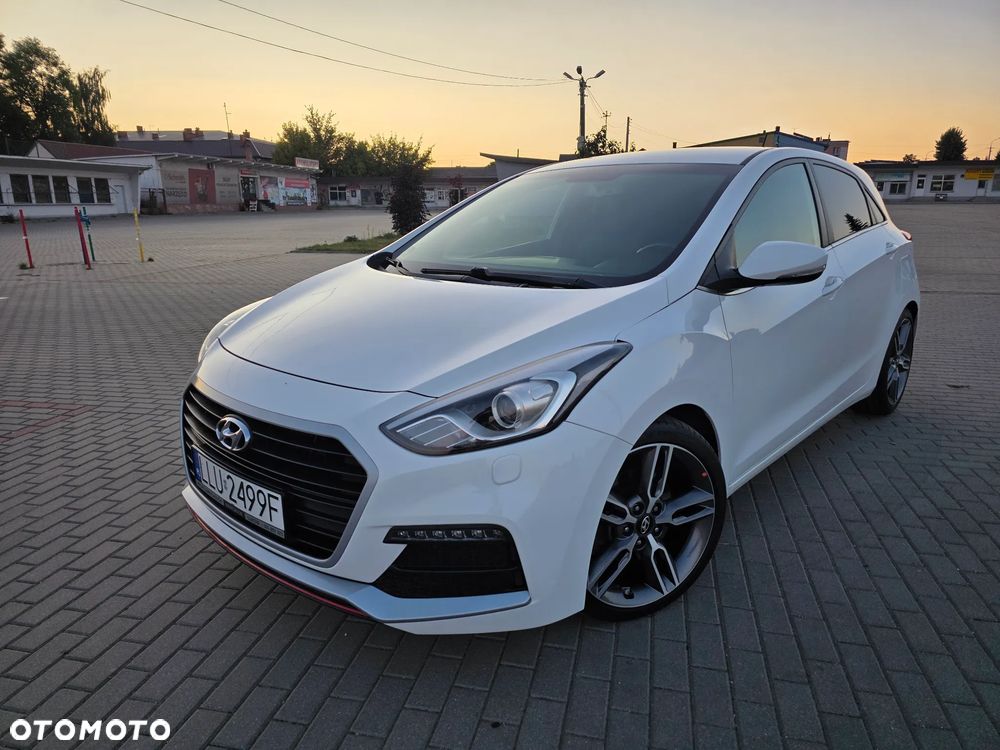 Hyundai i30 1.6 T GDI Turbo - 1