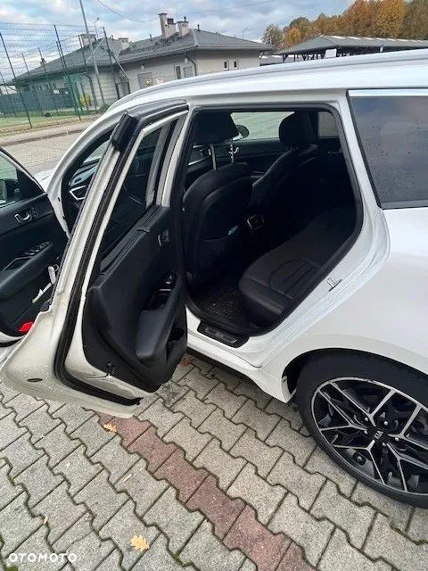 Kia Optima Kombi 18-19 - 11