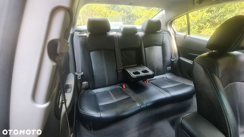 Chevrolet Cruze 1.8 LT - 11
