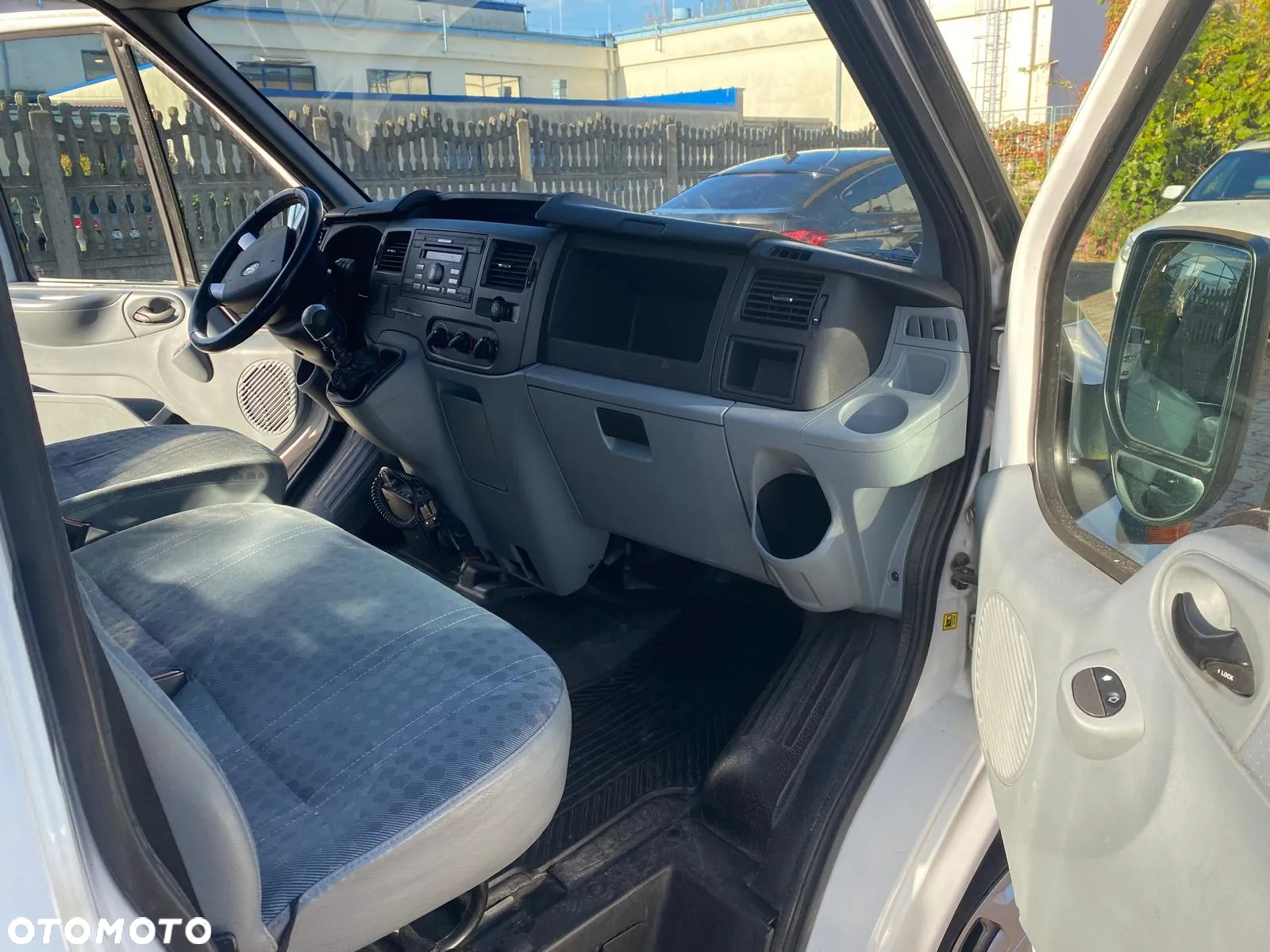 Ford Transit - 11