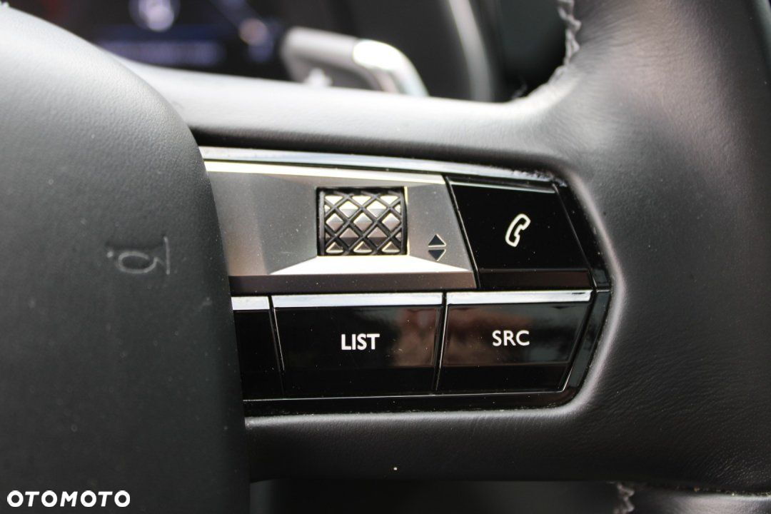 DS Automobiles DS 7 Crossback - 30