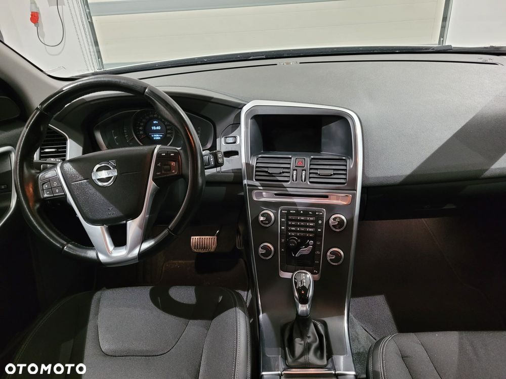 Volvo XC 60 D4 Drive-E Kinetic - 14