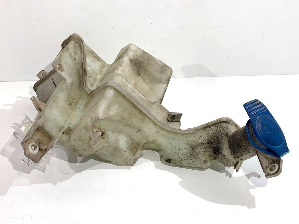 ZBIORNIK SPRYSKIWACZY  VW PASSAT B6 Variant (3C5) 2005 - 2011 2.0 TDI 103 kW [140 KM] olej napędowy - 1