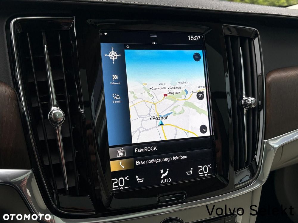 Volvo V90 Cross Country - 31