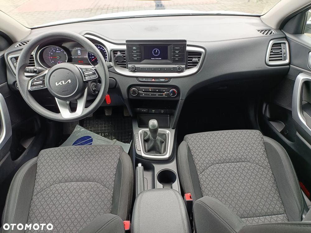 Kia Ceed 1.0 T-GDI S - 12