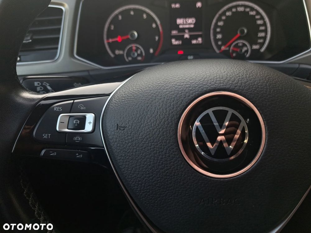 Volkswagen T-Roc - 25