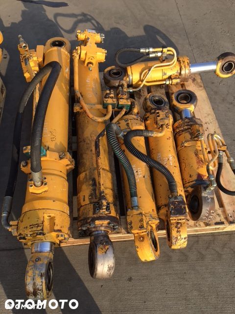Siłownik Hydrauliczny Liebherr 900 904, 912, 914, 312, 316, 318 części - 5
