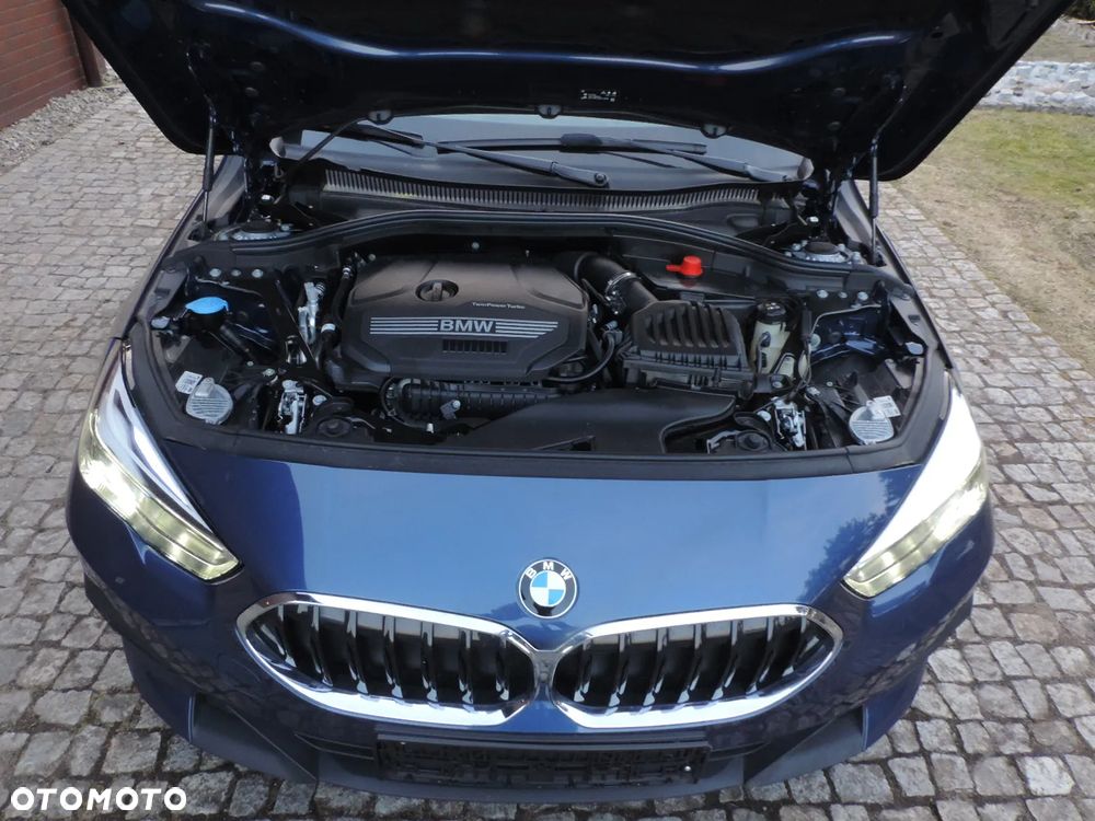 BMW Seria 2 218i Edition Colorvision - 21