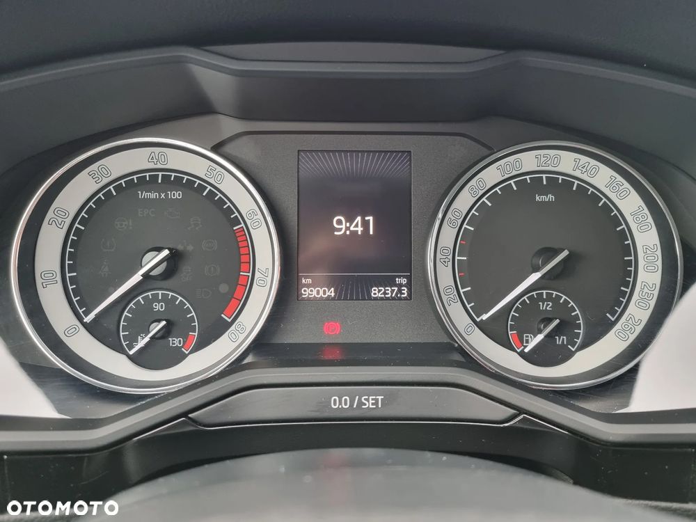 Skoda Superb 2.0 TSI L&K DSG - 20