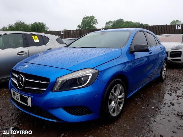 Dezmembrez Mercedes-Benz A-Class W176 [2012 - 2015] Hatchback 5-usi A - 4