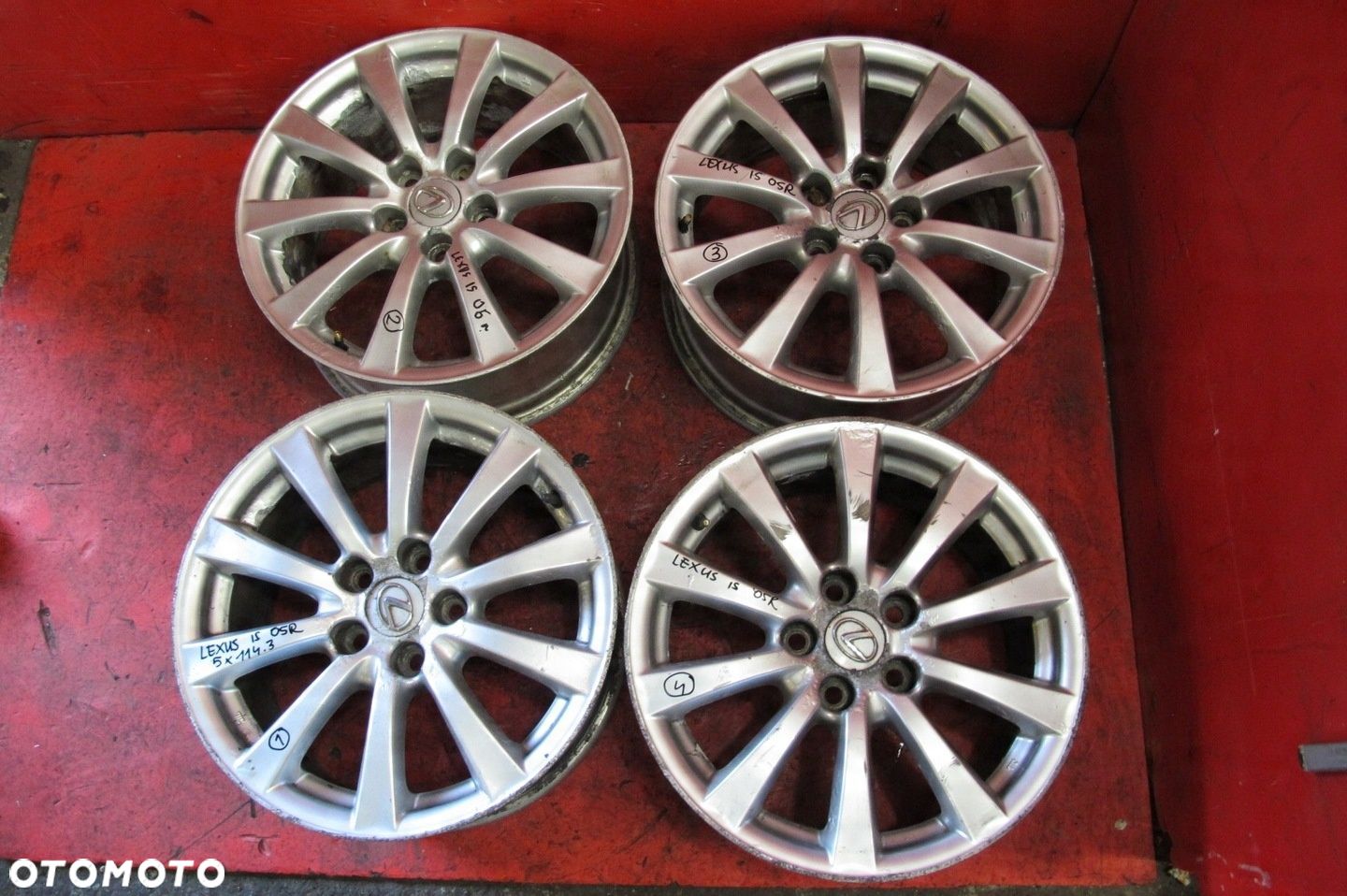 LEXUS IS II 2 FELGI ALUMINIOWE 17 8J 5x114.3 ET45 KOMPLET - 1