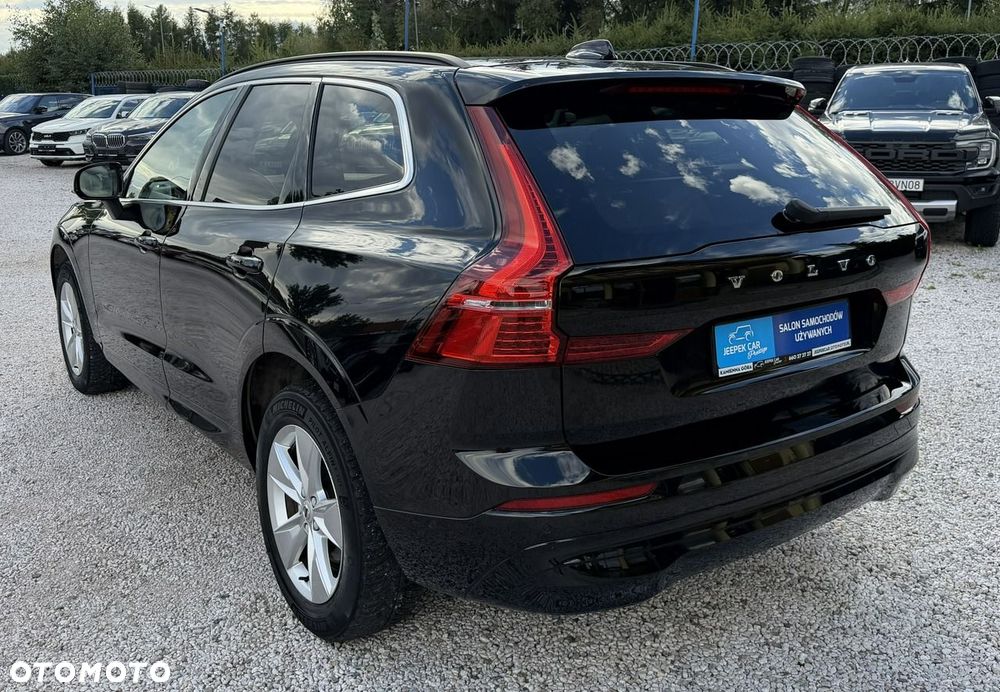 Volvo XC 60 B4 D Plus Dark - 7