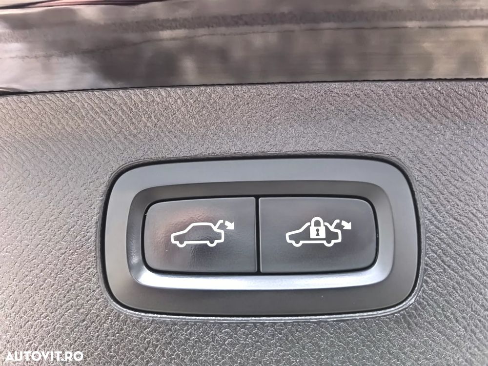 Volvo XC 90 D5 AWD Inscription - 27
