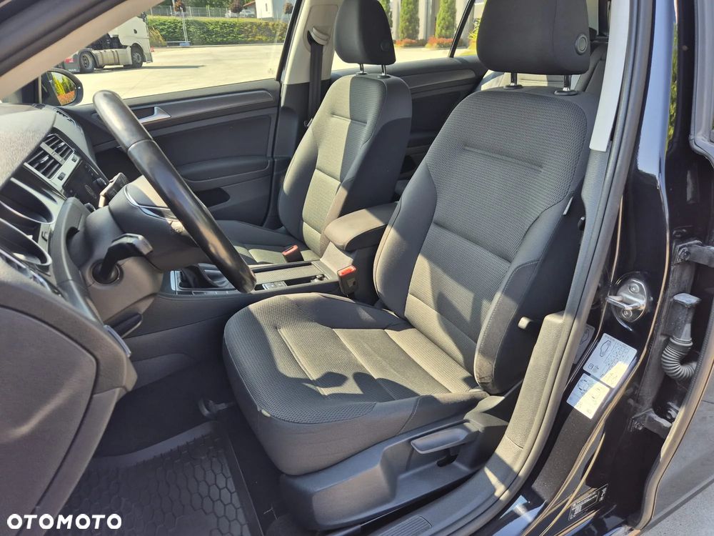 Volkswagen Golf 1.6 TDI BMT Comfortline - 8
