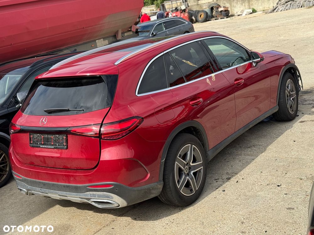 Mercedes-Benz GLC 220 d 4Matic 9G-TRONIC Edition AMG Line - 4