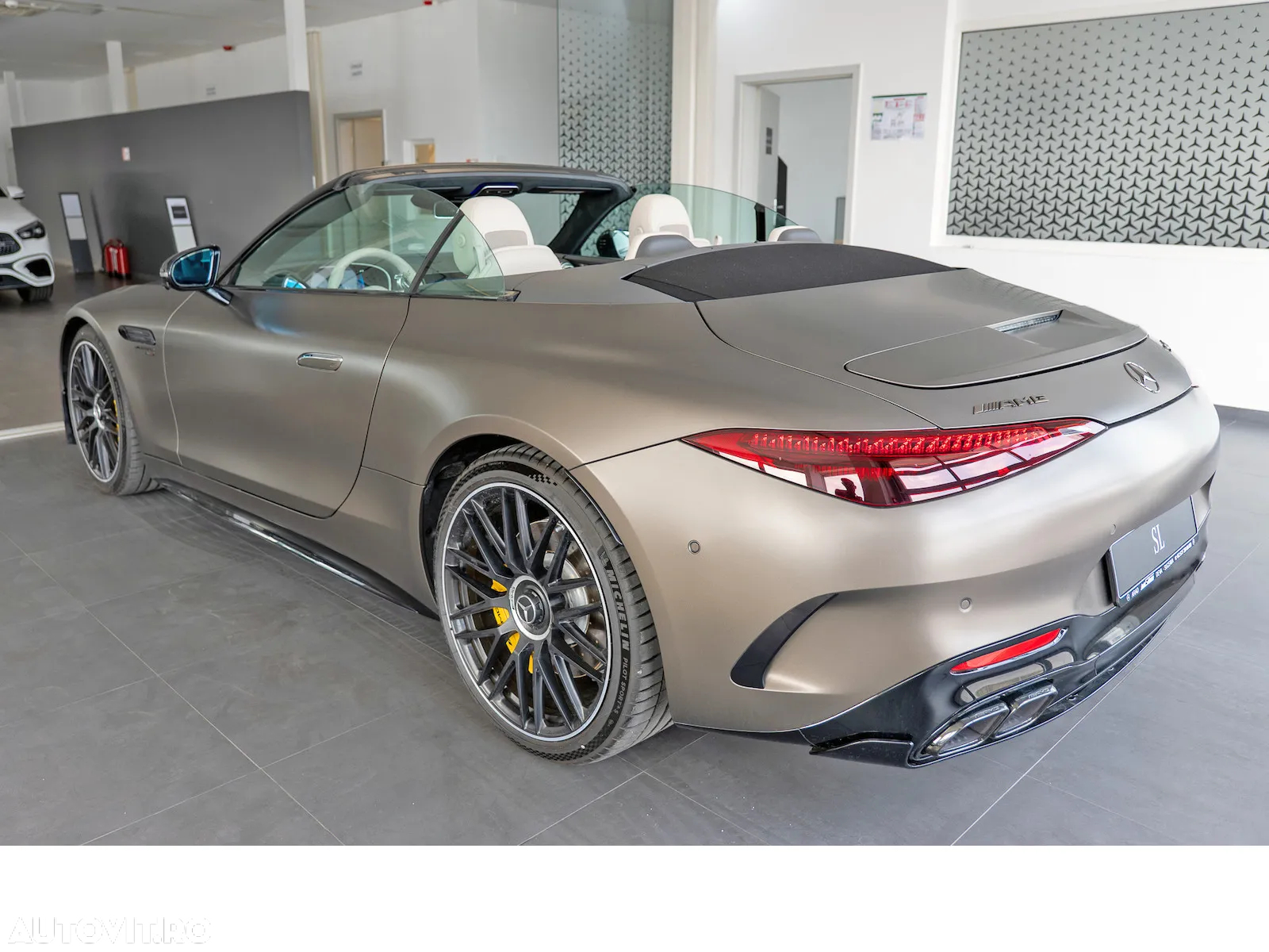 Mercedes-Benz SL AMG 63 4MATIC+ - 14