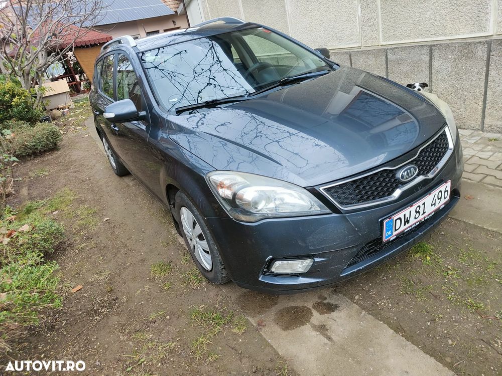 Kia Ceed 1.6 CRDi SW ISG Vision - 8