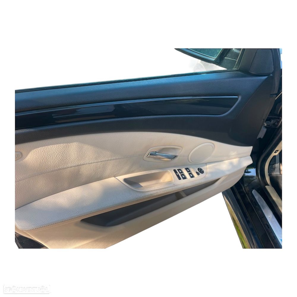 BMW 520 d Aut. Edition Sport - 9