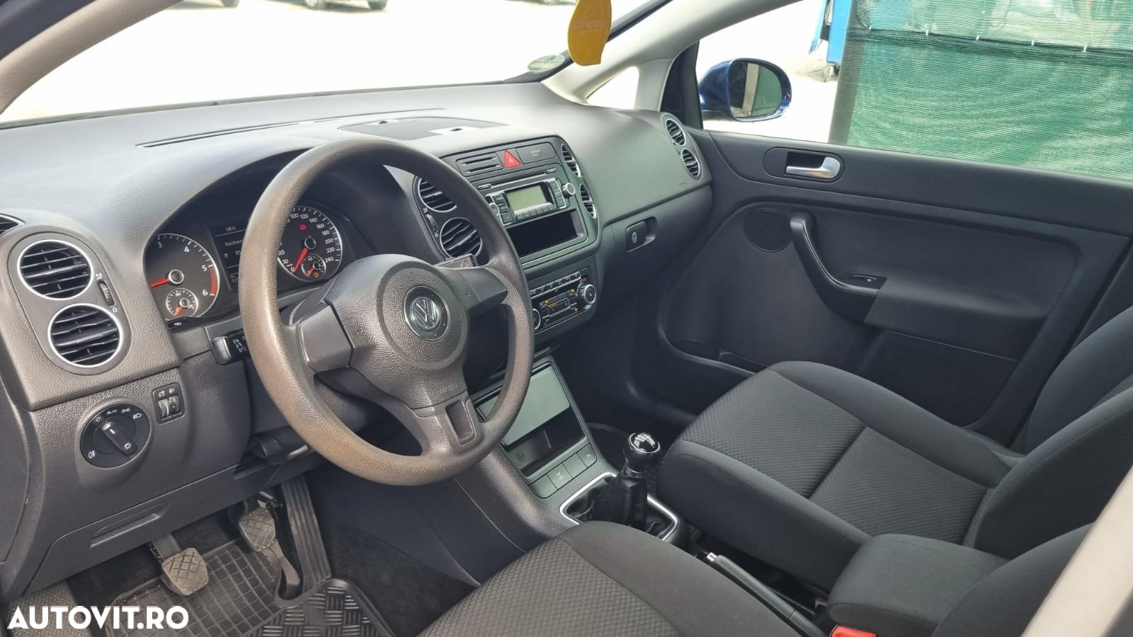Volkswagen Golf Plus 1.6 TDI DPF Comfortline - 22