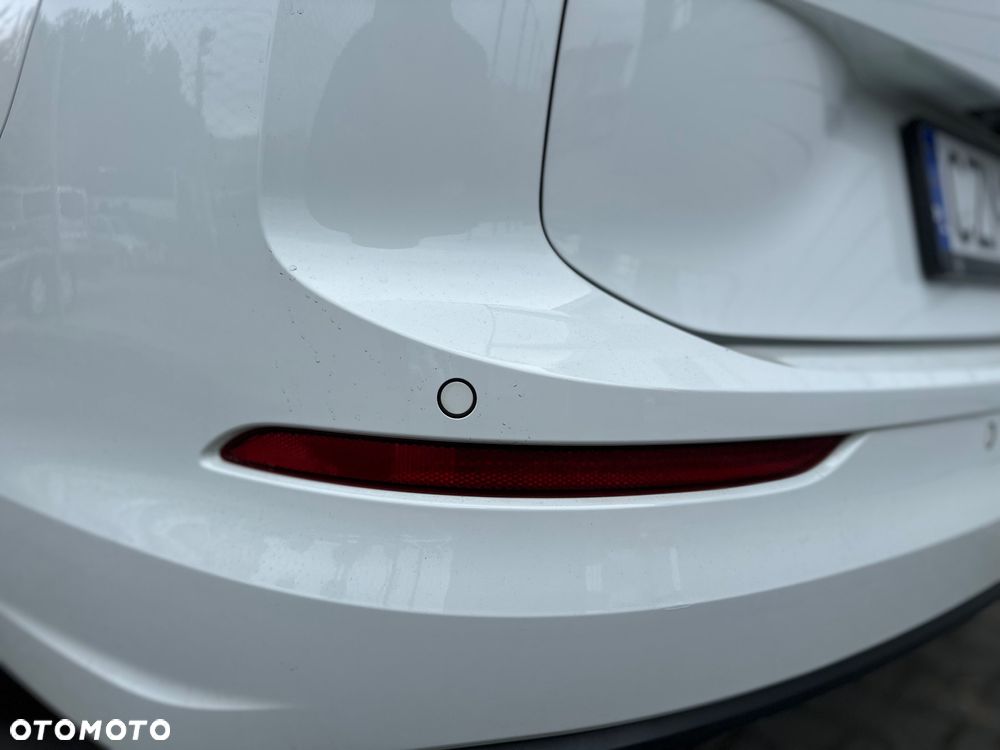 Volkswagen Golf 2.0 TDI SCR DSG Life - 30