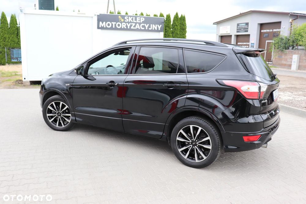 Ford Kuga 1.5 EcoBoost 2x4 ST-Line - 16