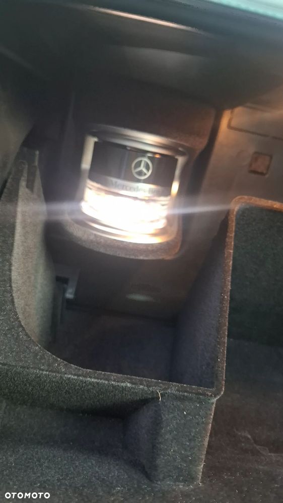 Mercedes-Benz GLE 300 d 4-Matic - 26