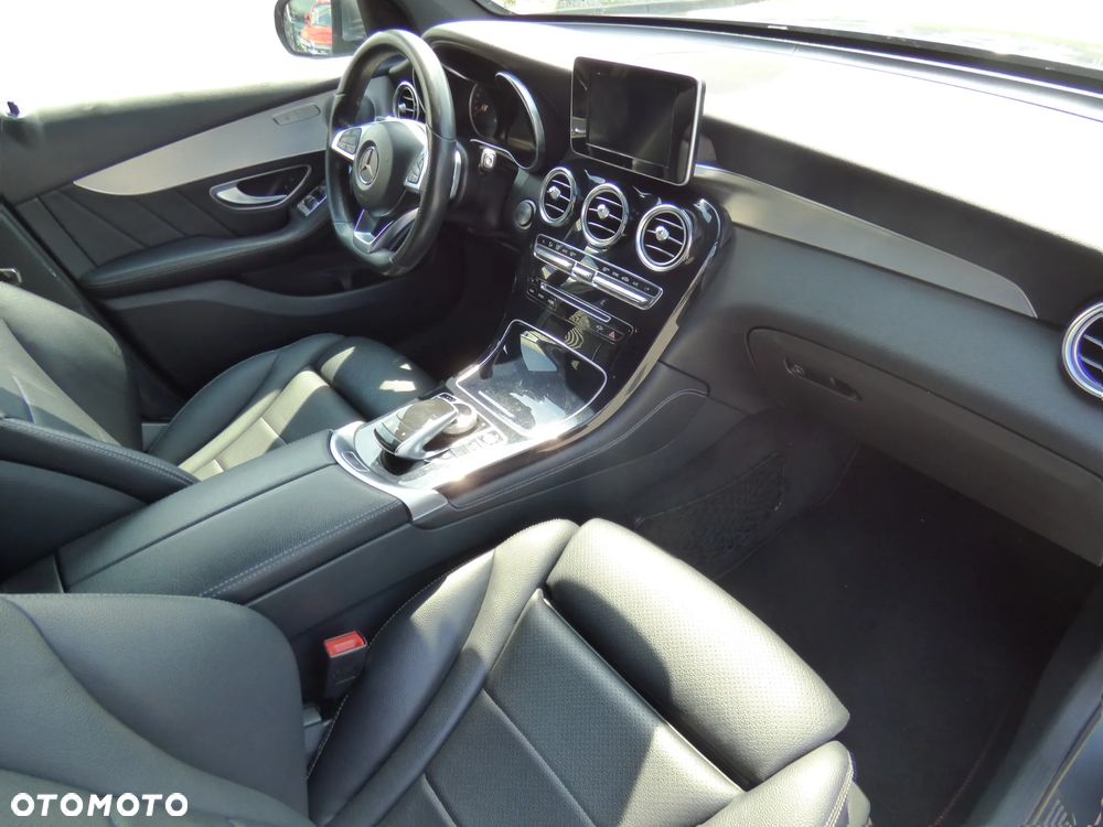 Mercedes-Benz GLC 250 4-Matic - 14