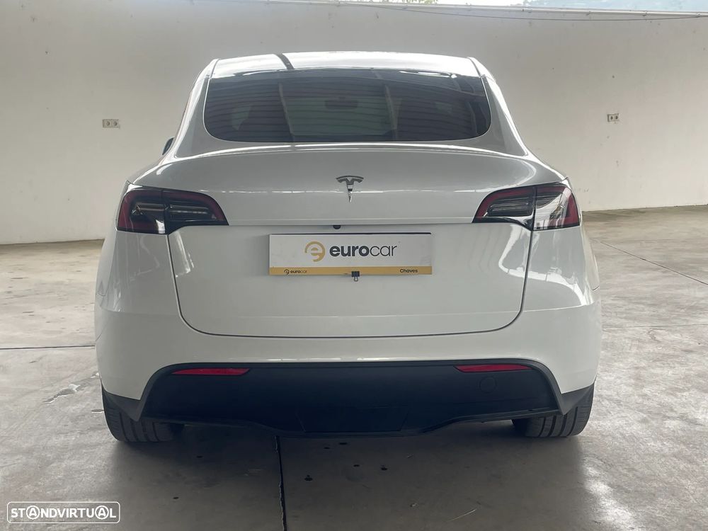 Tesla Model Y RWD - 4