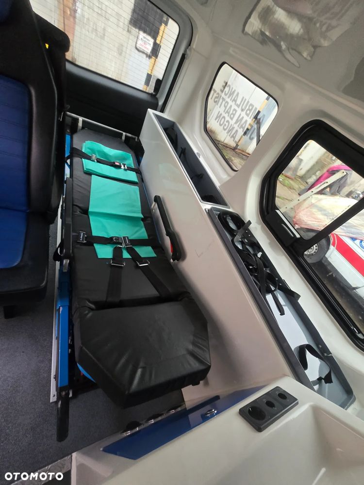 Opel Vivaro 1.6dci Karetka Ambulans Nosze - 10
