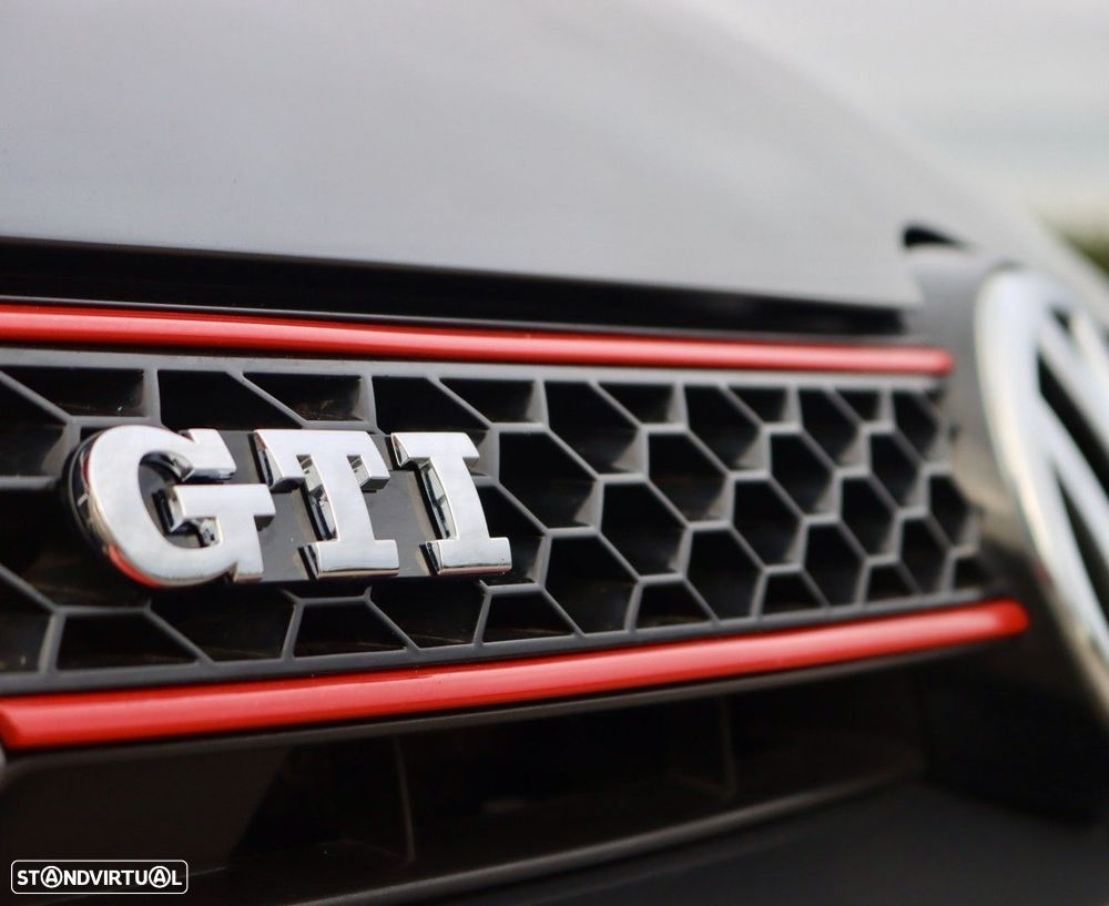 VW Golf Cabriolet 2.0 TSI GTI - 8