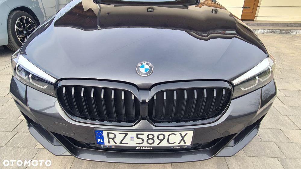 BMW Seria 5 520d xDrive MHEV M Sport sport - 4
