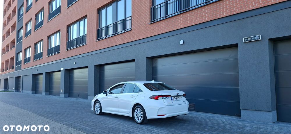 Toyota Corolla 1.8 Hybrid Comfort - 19