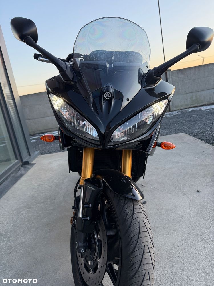 Yamaha FZ8 - 12