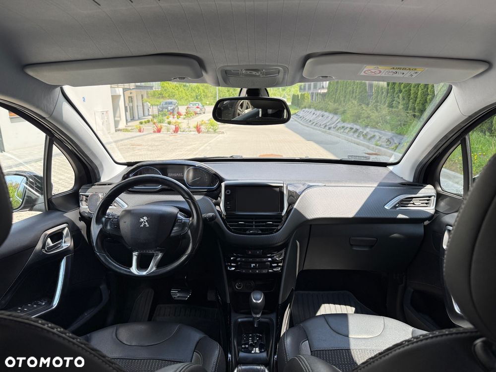 Peugeot 2008 1.2 Pure Tech Style S&S EAT6 - 9