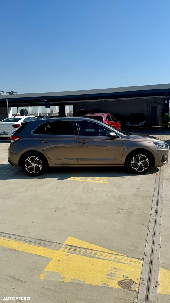Hyundai i30 1.5 110CP 5DR M/T Highway - 10