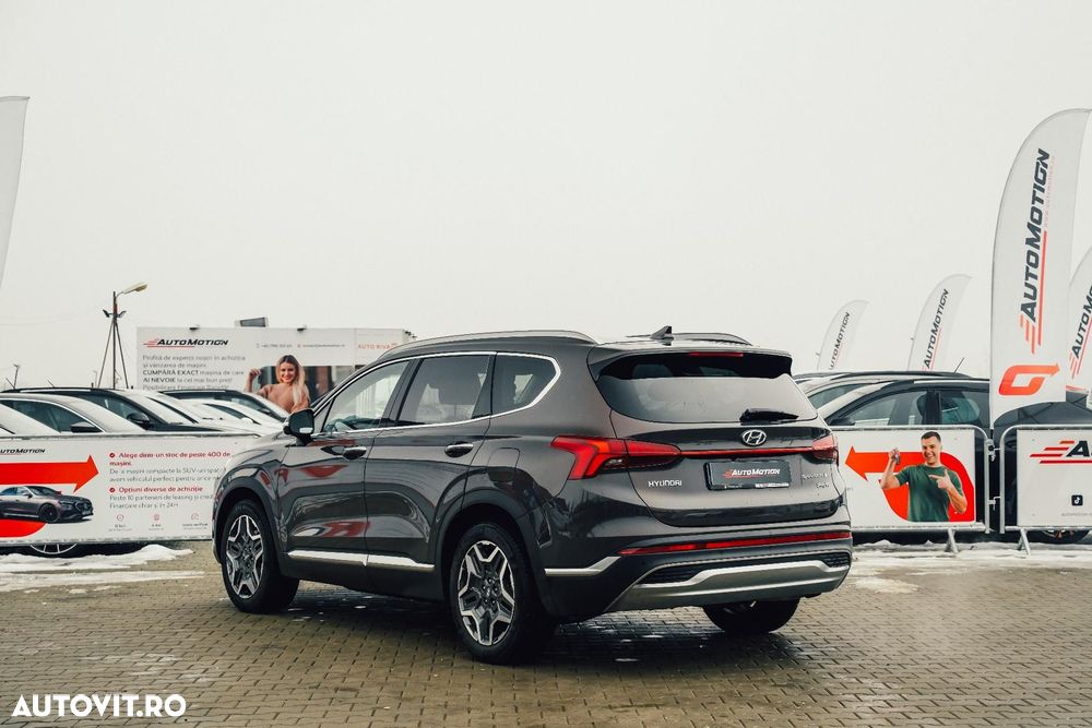 Hyundai Santa Fe - 3