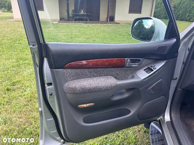 Toyota Land Cruiser 3.0 D-4D - 12